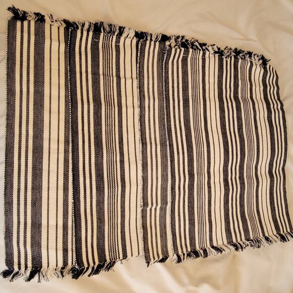 Sonoma Life + Styles Cotton Navy and White Striped Placemats Set of Four - Picture 6 of 8